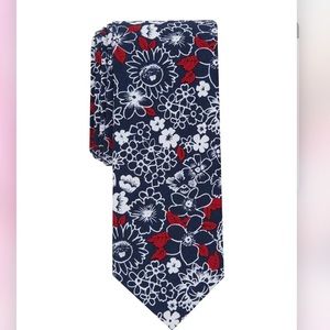 BAR III SKINNY TIE
